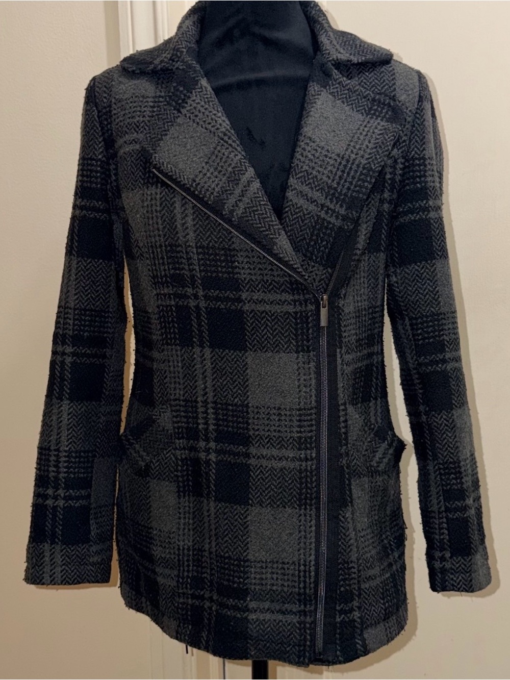 Faded Glory Asymmetrical Dark Gray Plaid Moto Coal Size XS